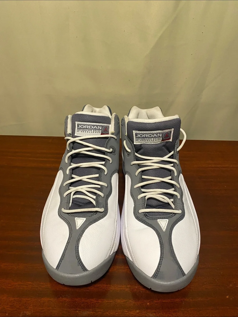 Jordan Jumpman Team 1 Basketball Shoes 11.5